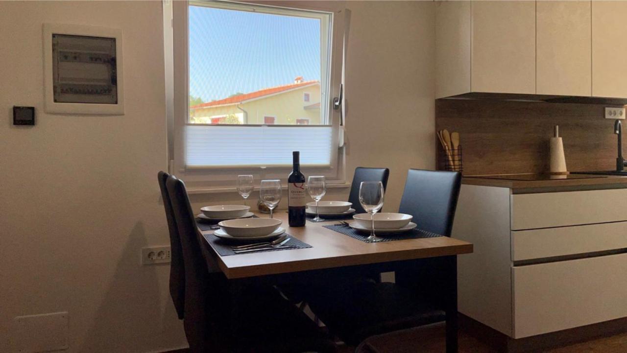 Apartma Lima Ankaran Zewnętrze zdjęcie